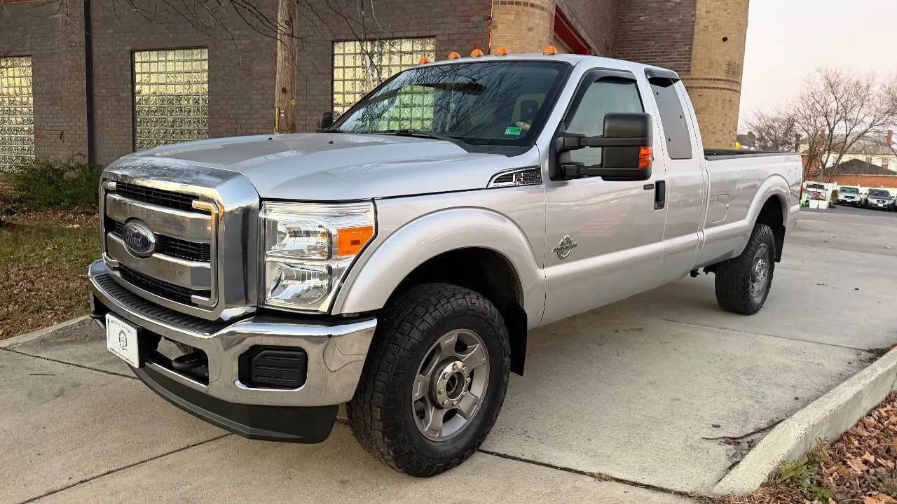 2012 Ford F250 Super Duty Super Cab XLT Pickup 4D 8 ft