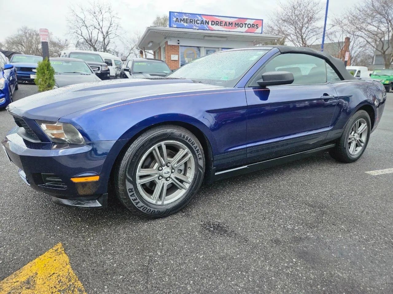 2012 Ford Mustang Convertible 2D