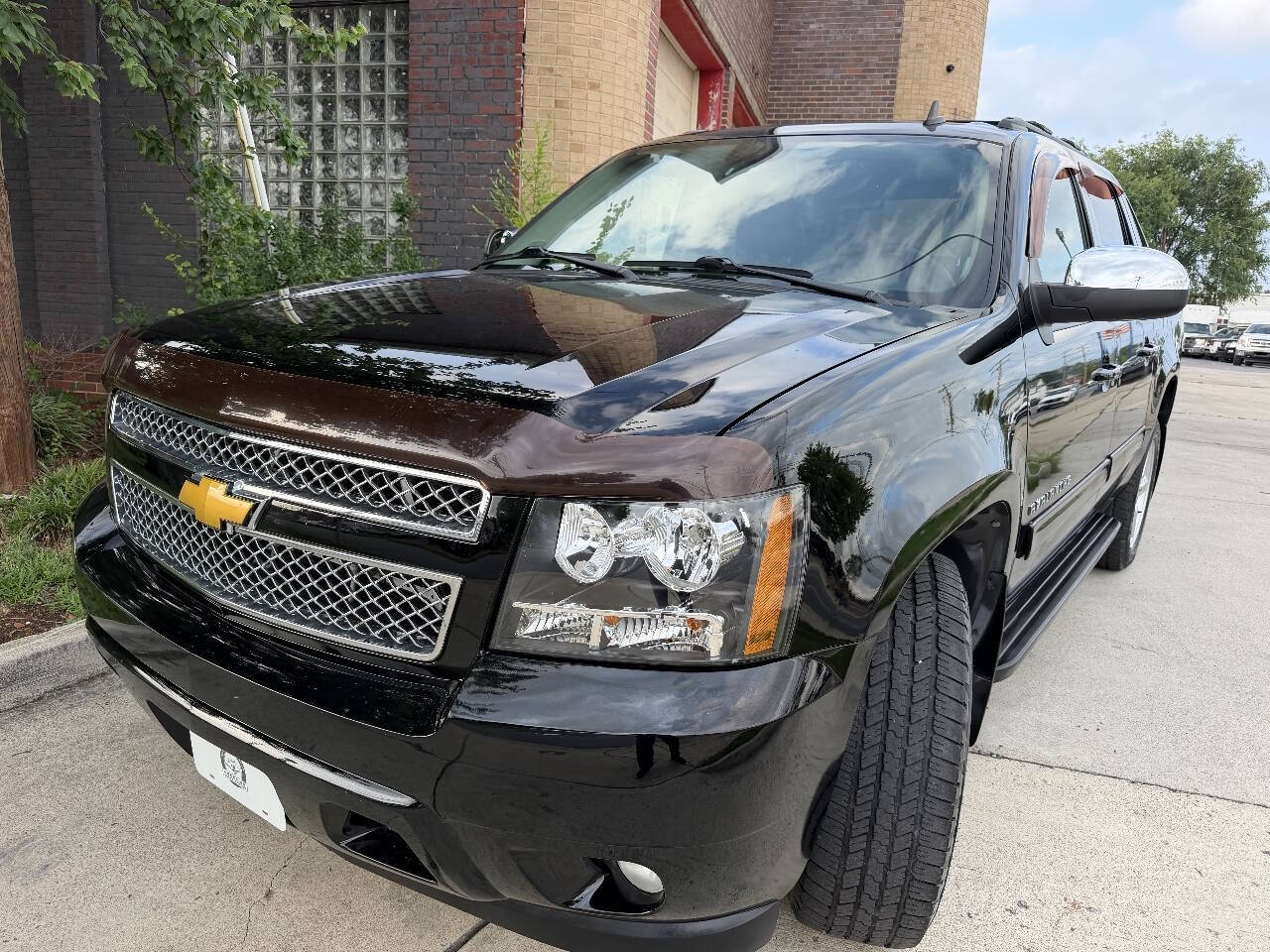 2011 Chevrolet Avalanche LT Crew Cab