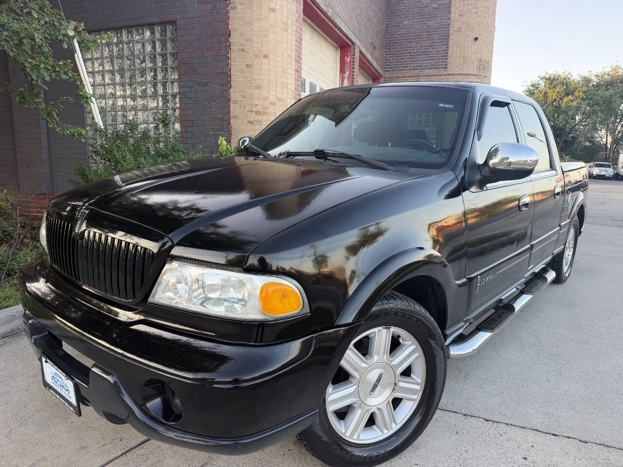 2002 Lincoln Blackwood Base